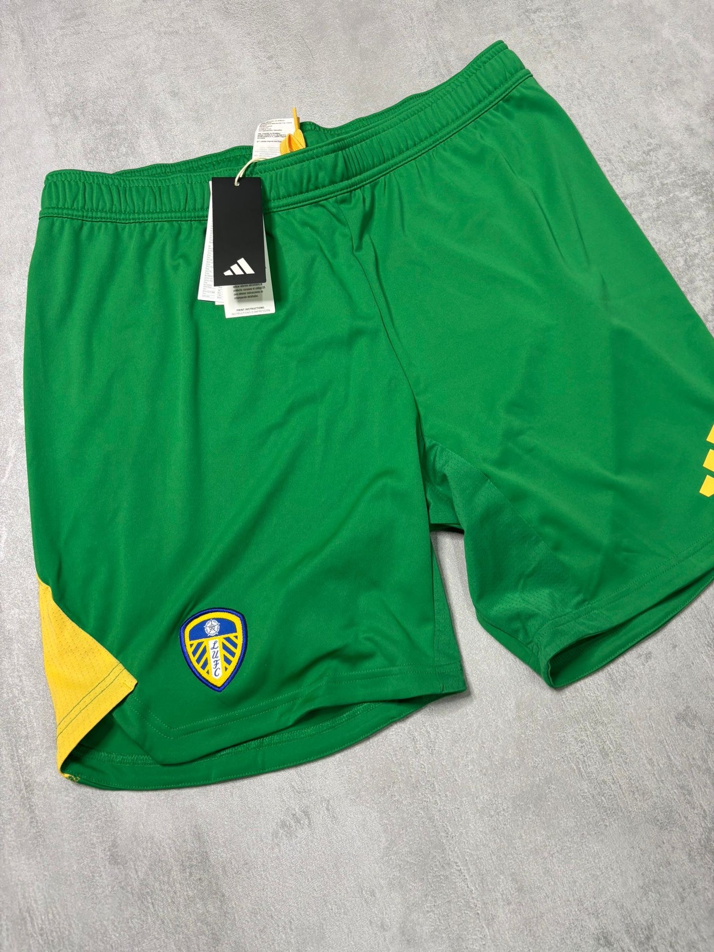 Leeds United goalkeeper shorts