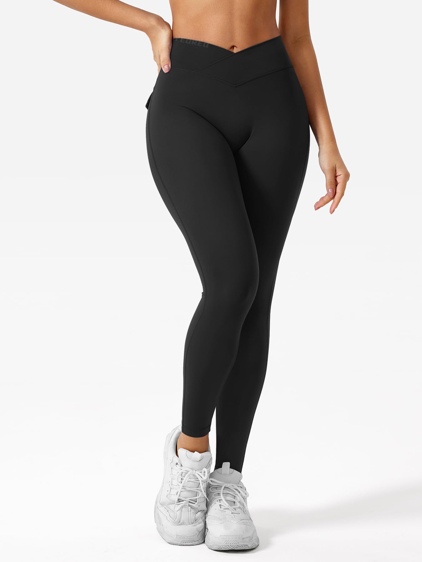 YEOREO Sport Leggings with Pockets for Women V Waist Gym Leggings Butt Lifting Workout Cargo Yoga Fitness Leggings