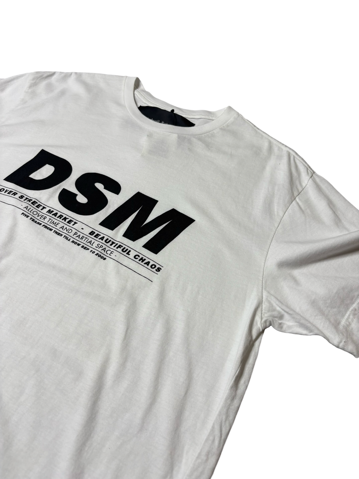 Dover Street Market x Comme Des Garçons - Beautiful Chaos