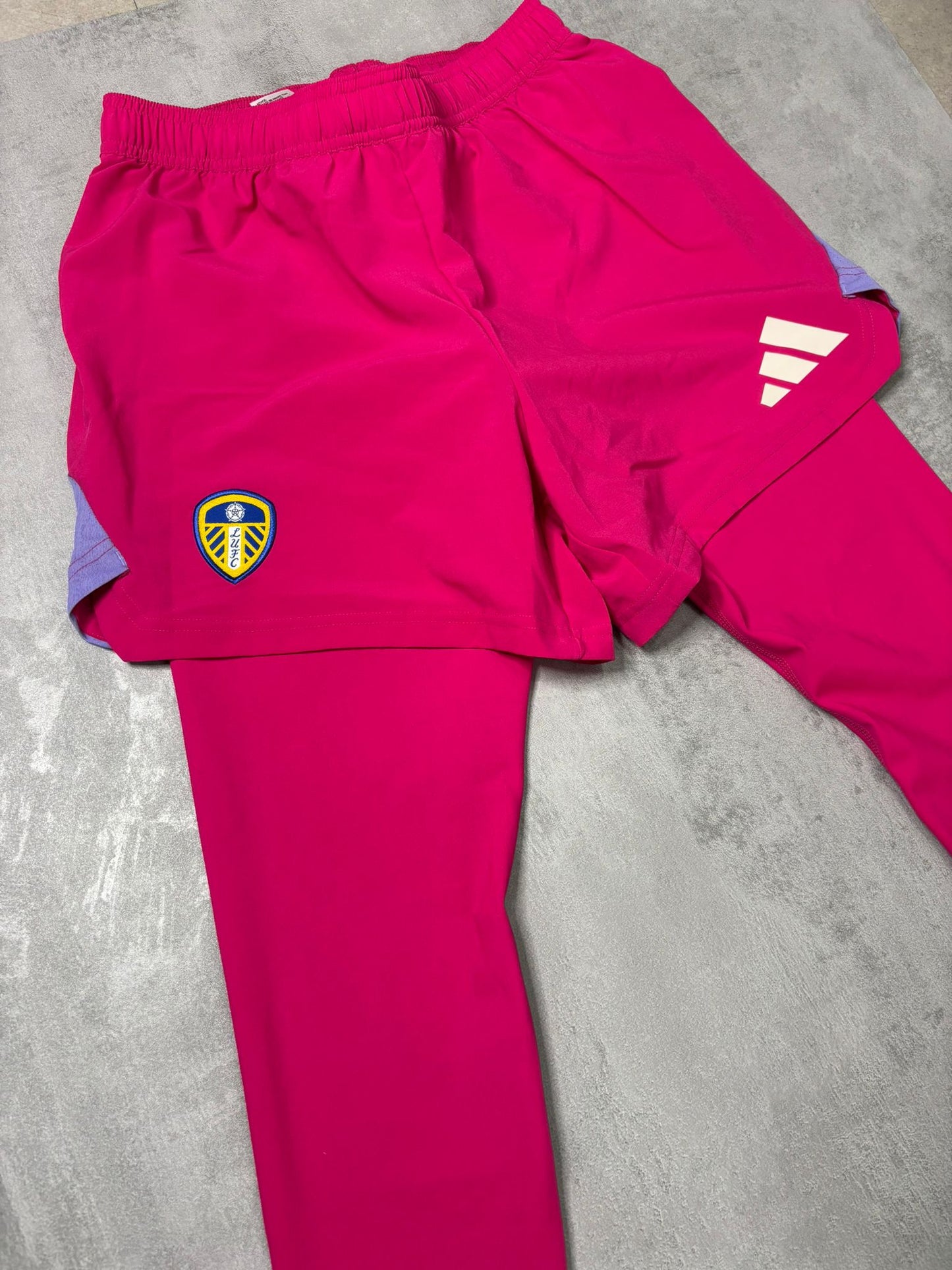 Leeds United tights and shorts