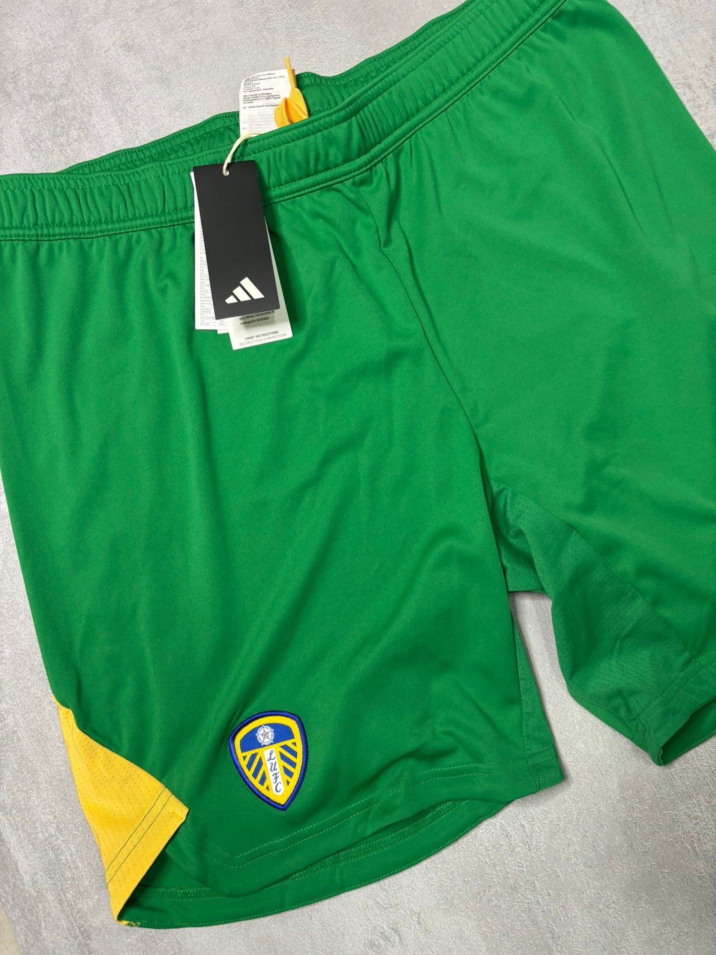 Leeds United goalkeeper shorts