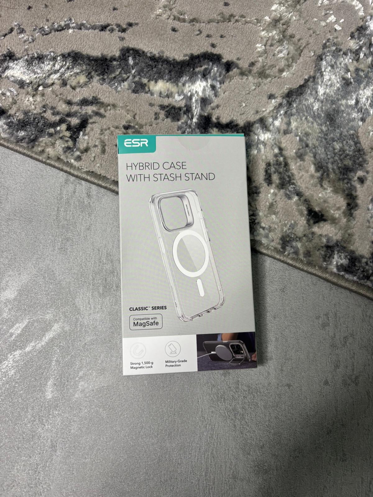 Hybrid case with stand stash - iPhone 15 pro