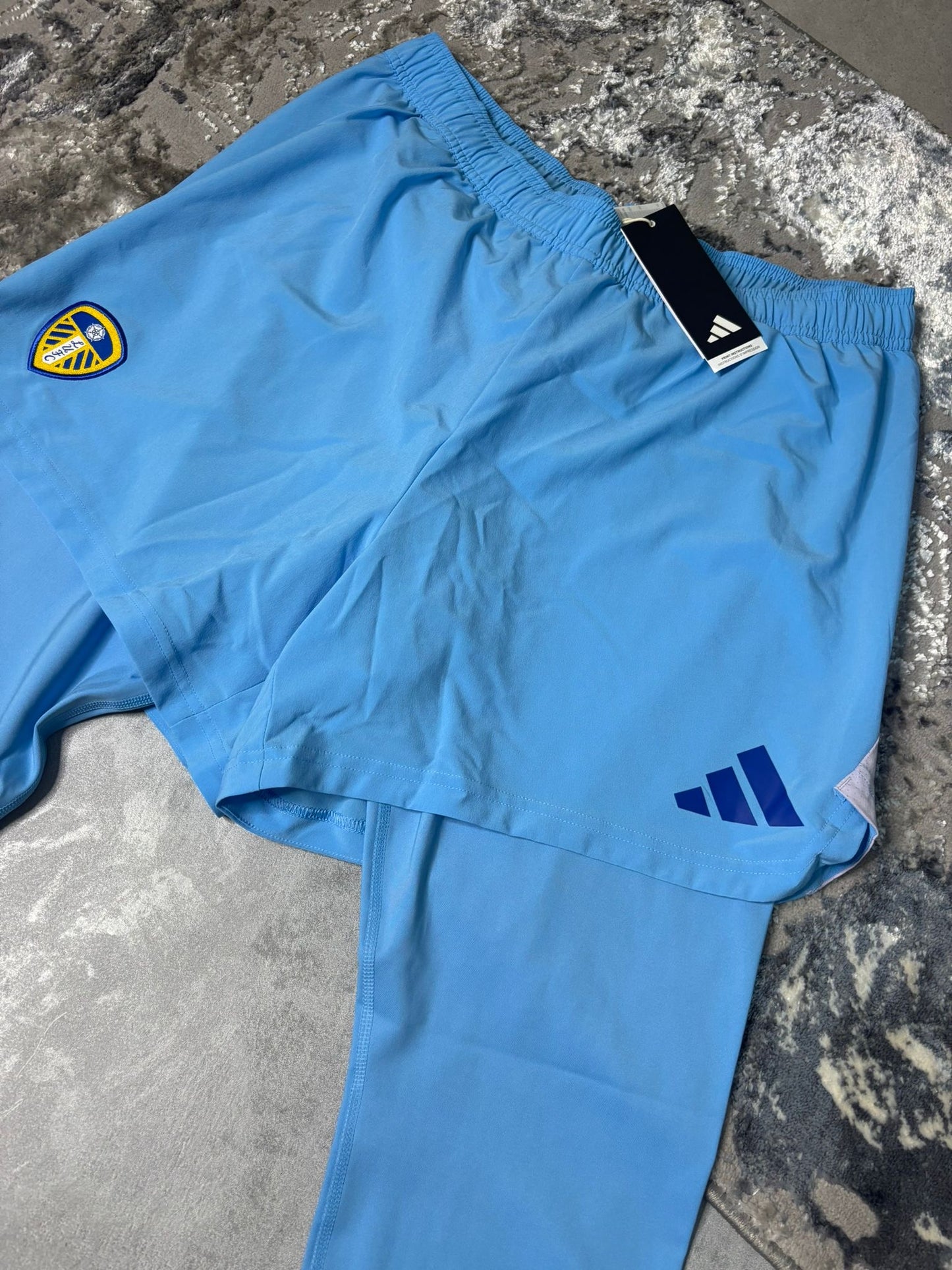 Leeds United tights and shorts