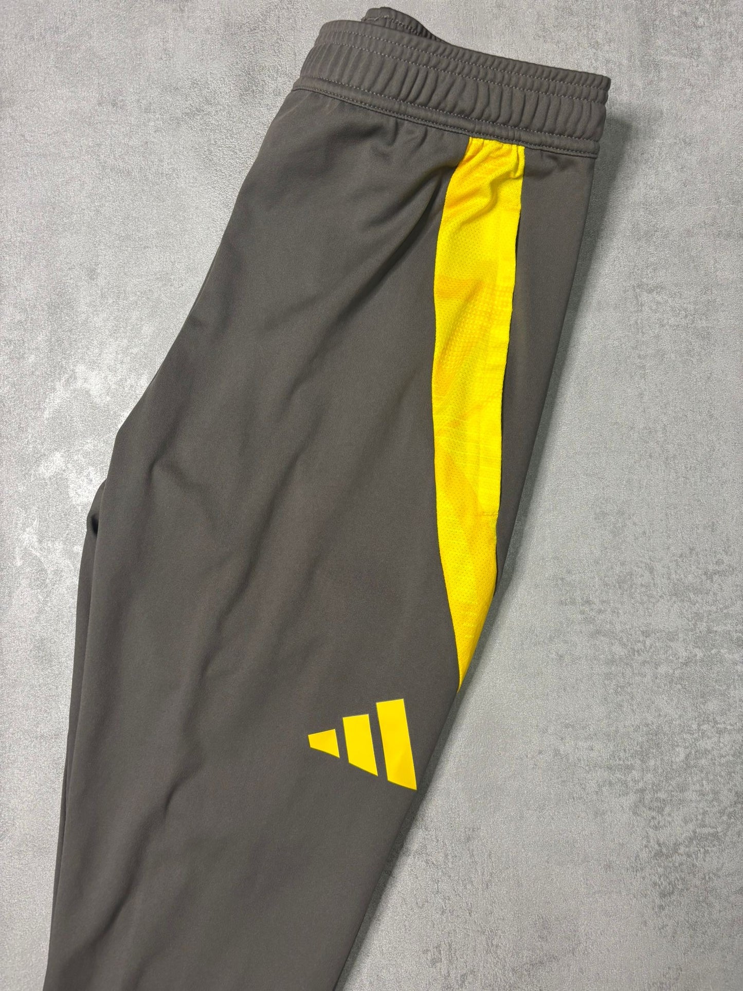 Leeds United Adidas tracksuit pants