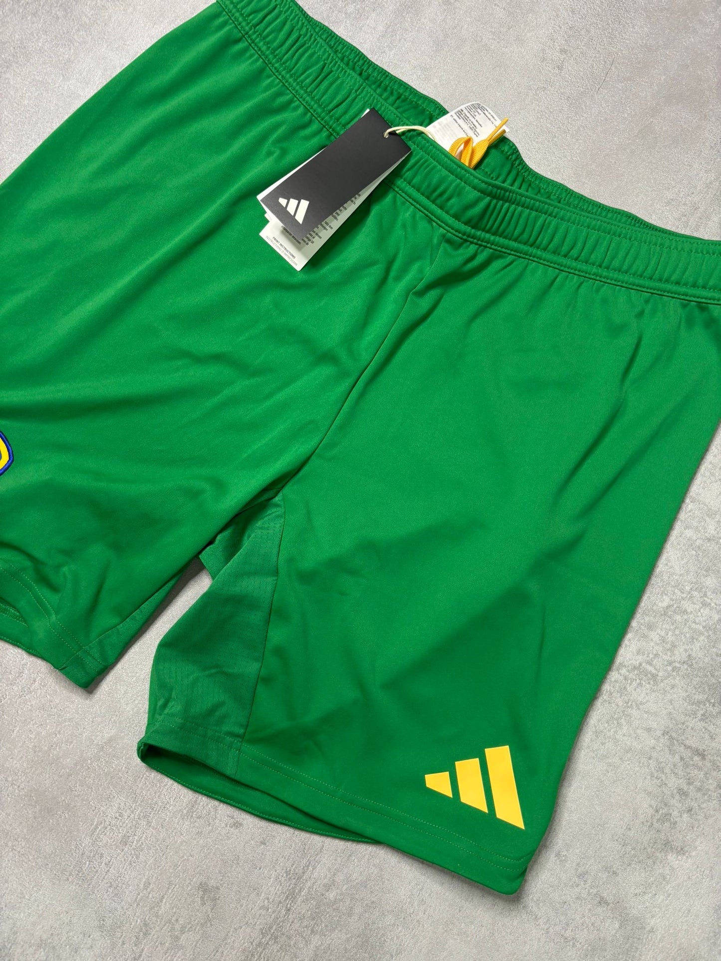 Leeds United goalkeeper shorts