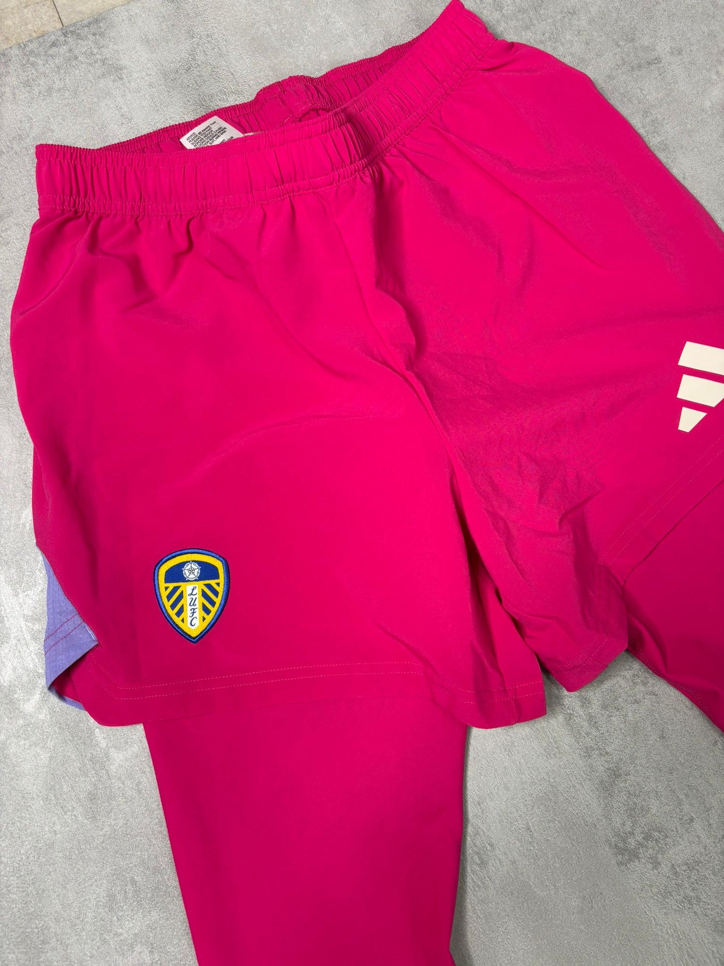 Leeds United tights and shorts